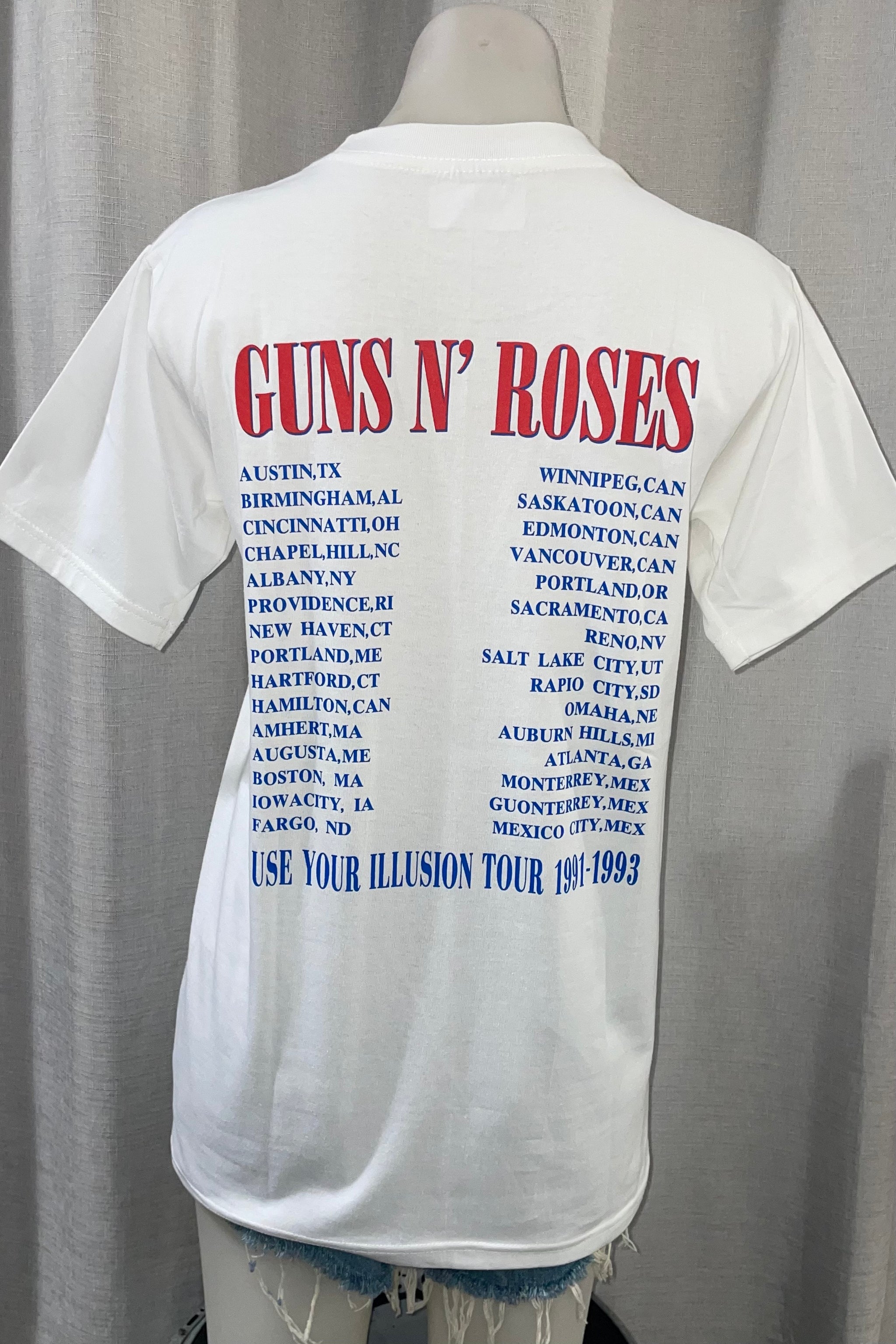 Guns n Roses White TShirt - Use Your Illusion Tour